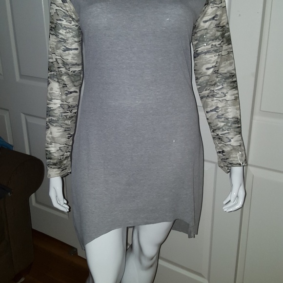 Hooded Dress - Grey with Camo Raglan Sleeves & Front Pocket - Casual Sporty Chic - Picture 6 of 8